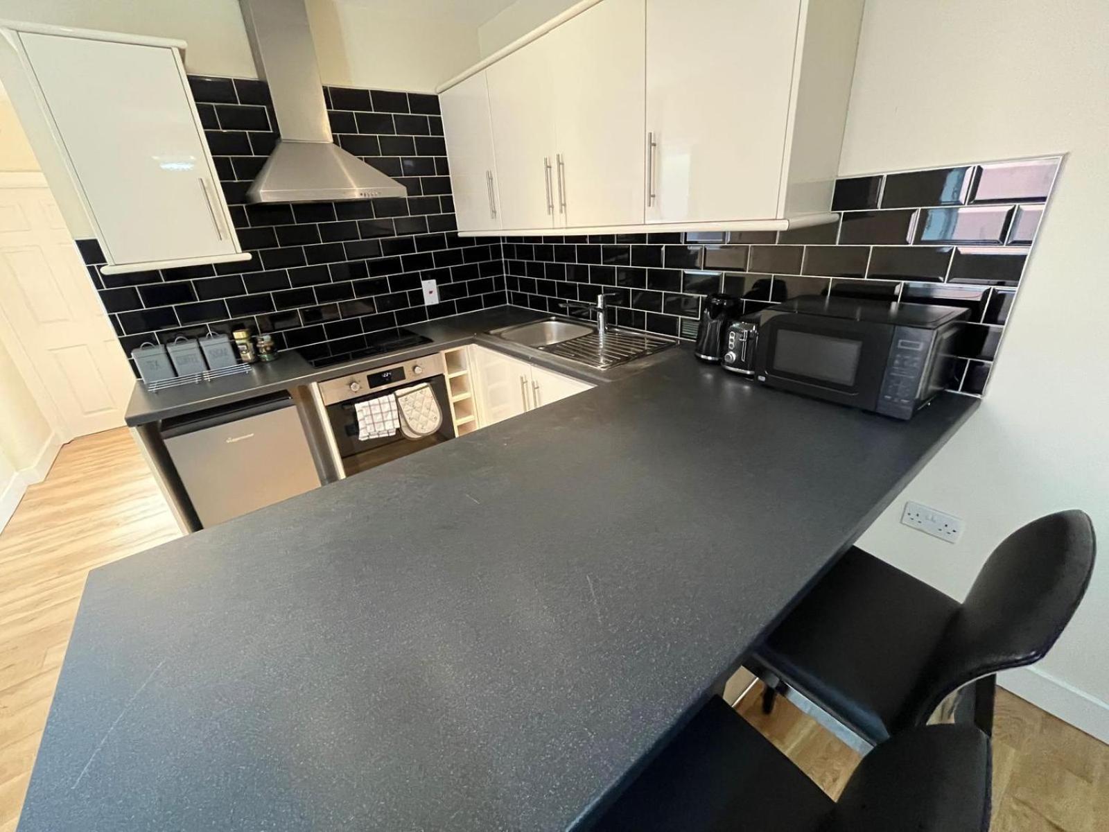 1 Bedroom Flat With Parking 레스터 외부 사진